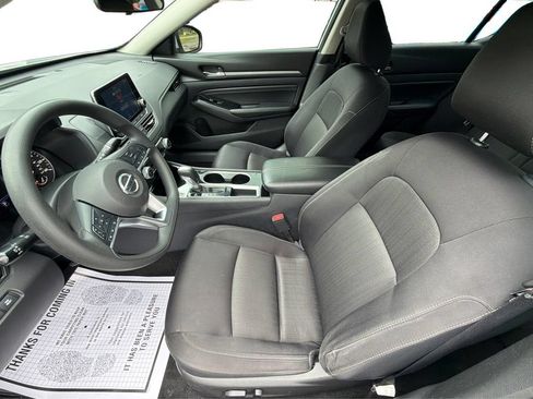 Used 2021 Nissan Altima 2.5 SV FWD image 9