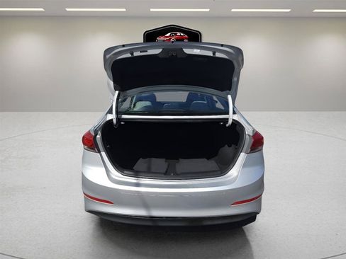 Used 2018 Hyundai Elantra Value Edition FWD image 18