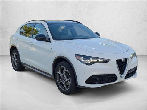 Used 2024 Alfa Romeo Stelvio Ti w/ Active Assist Plus Package AWD/4WD image 3
