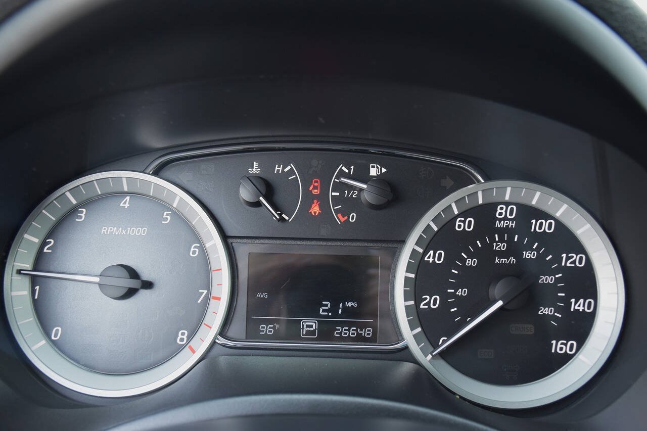 Used 2015 Nissan Sentra SV FWD image 16