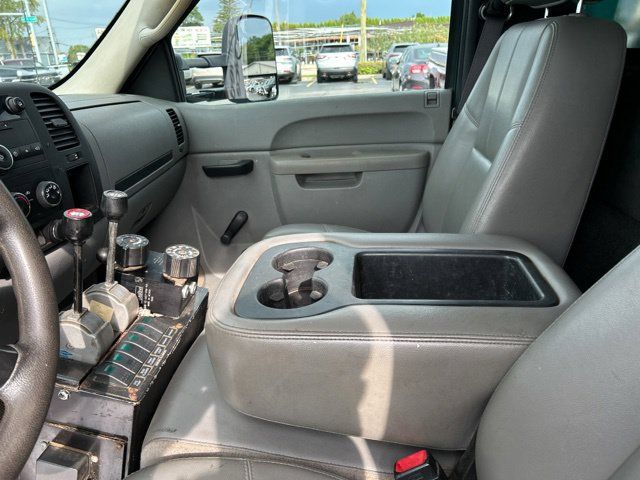Used 2013 Chevrolet Silverado 3500 W/T RWD image 28