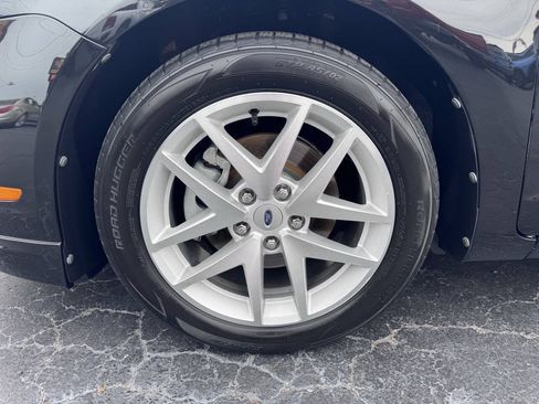 Used 2010 Ford Fusion SEL FWD image 12