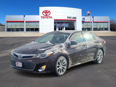 Used 2015 Toyota Avalon XLE Touring image 2