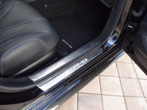 Used 2015 Mercedes-Benz S 63 AMG 4MATIC Sedan image 53