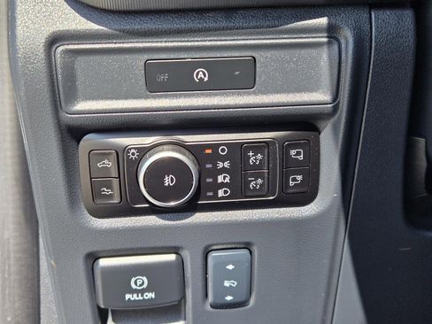 Used 2025 Ford F150 Raptor image 21