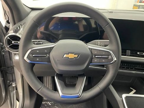 New 2026 Chevrolet Equinox LT w/ Safety and Technology Package AWD/4WD image 10