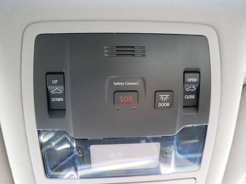 Used 2016 Lexus RX 350 AWD w/ Premium Package image 27