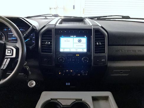 Used 2018 Ford F450 XL w/ Power Equipment Group image 12