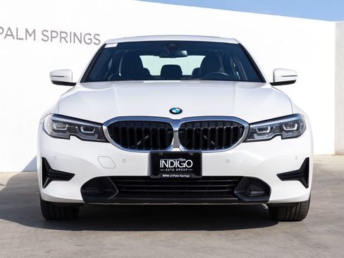Used 2022 BMW 330i Sedan w/ Driving Assistance Package RWD image 4
