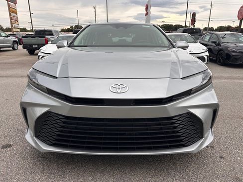 New 2026 Toyota Camry LE image 2