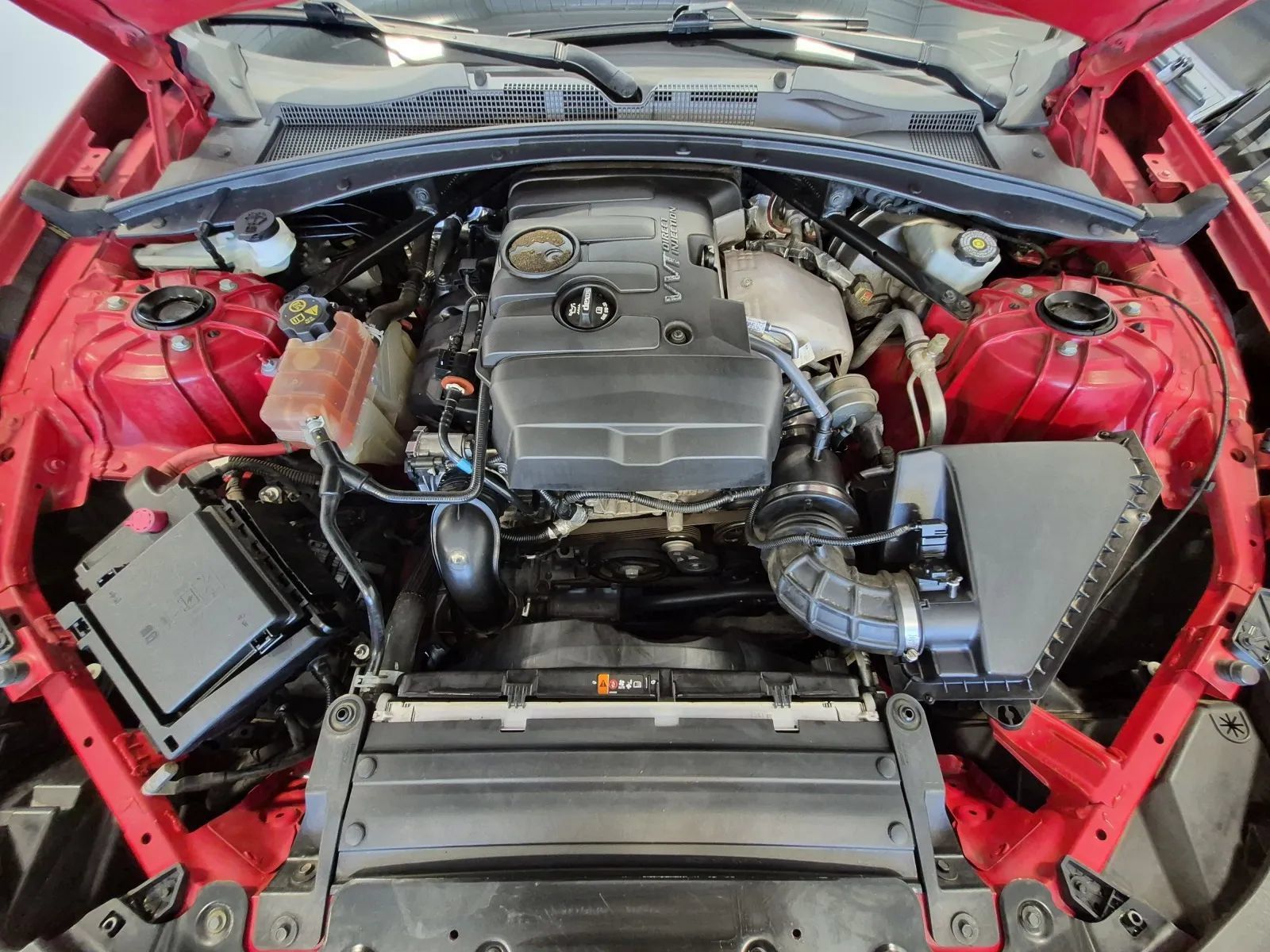 Used 2017 Chevrolet Camaro LT RWD image 31