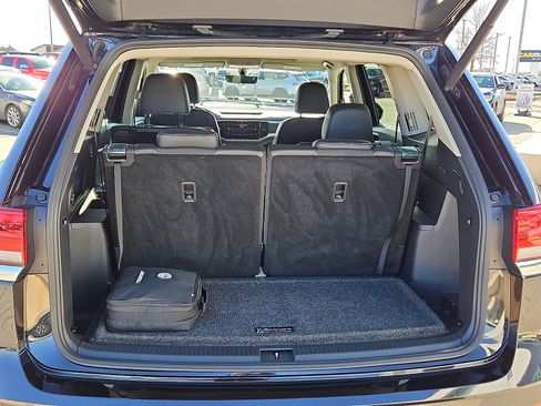 Certified 2022 Volkswagen Atlas SE w/ Panoramic Sunroof Package image 6