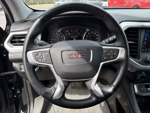 Used 2023 GMC Acadia SLT image 22