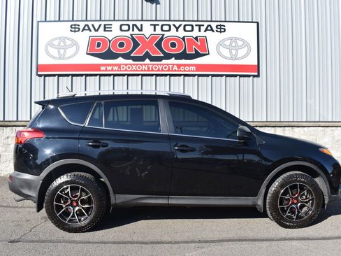 Used 2013 Toyota RAV4 LE image 8