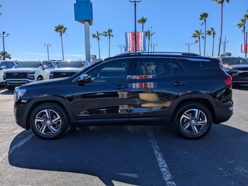 Used 2021 GMC Terrain SLT image 7