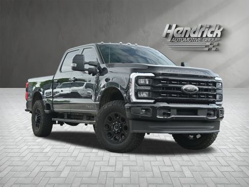 Used 2024 Ford F350 Lariat w/ Lariat Ultimate Package AWD/4WD image 2
