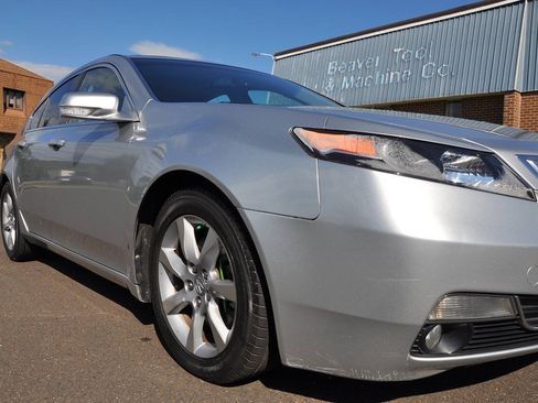 Used 2012 Acura TL w/ Technology Package FWD image 5