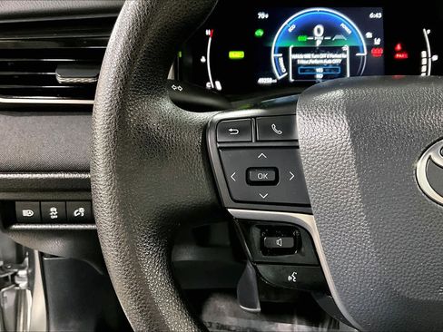 Used 2025 Toyota Camry LE FWD image 24