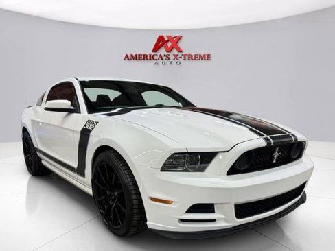 Used 2013 Ford Mustang Boss 302 w/ Boss 302 Accessory Pkg RWD image 9