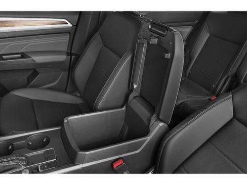 Used 2023 Volkswagen Atlas Cross Sport SE FWD image 14