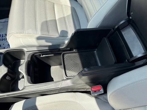 Used 2019 Honda CR-V LX image 29