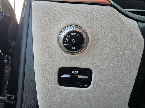 Certified 2024 Mercedes-Benz GLC 300 GLC 300 image 14