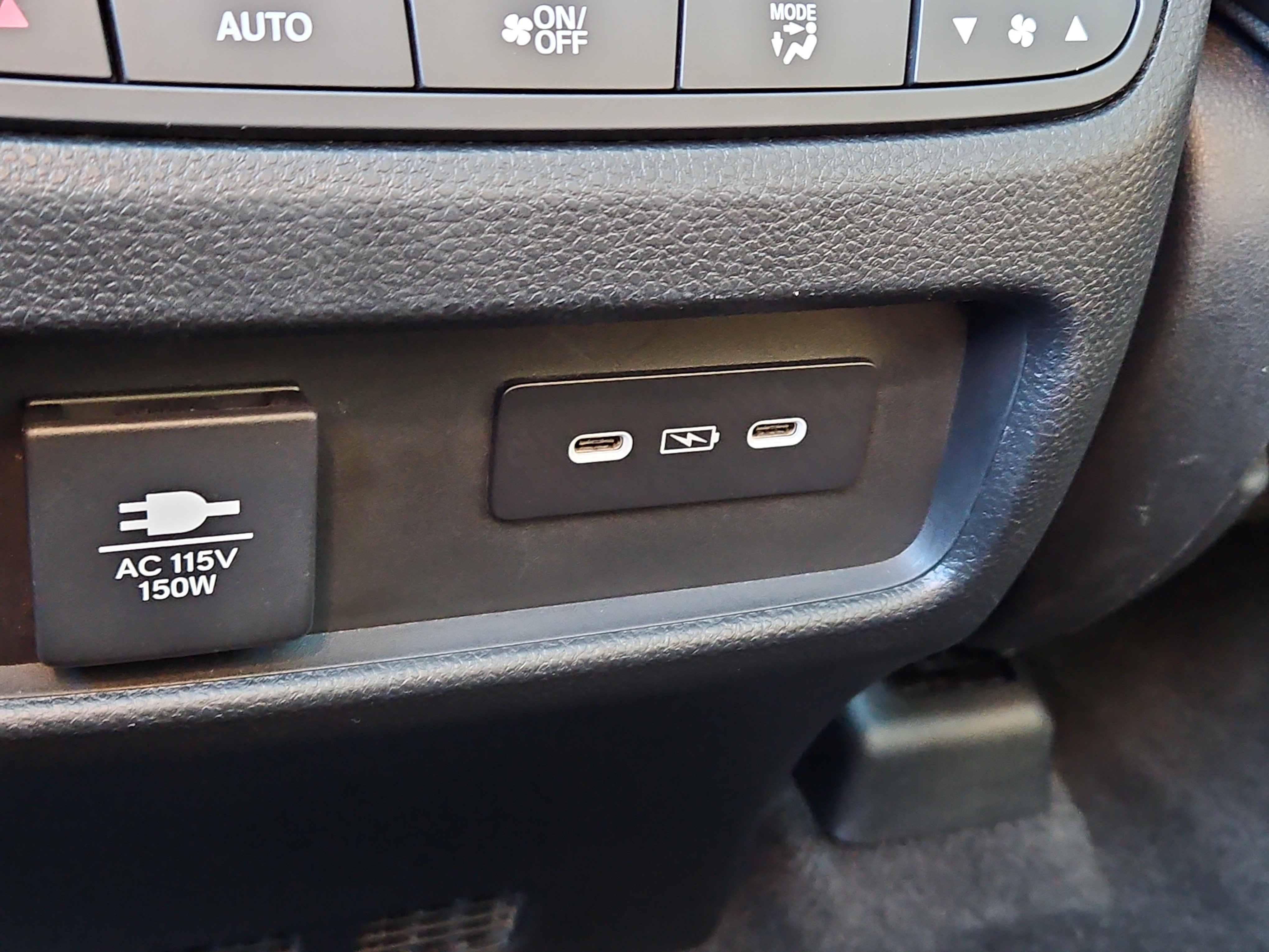 Certified 2025 Honda Pilot Elite image 33