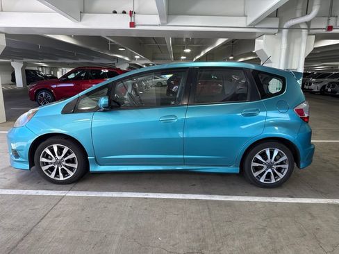 Used 2013 Honda Fit Sport image 4