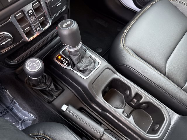New 2026 Jeep Wrangler Unlimited Sahara AWD/4WD image 26