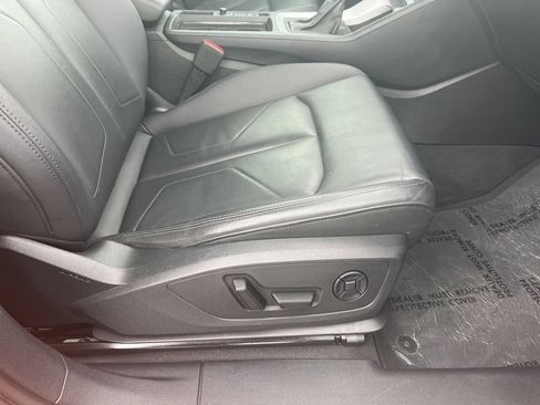 Used 2023 Audi Q3 2.0T Premium AWD/4WD image 15