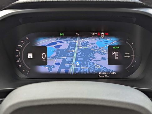 Certified 2023 Volvo XC40 Recharge Plus AWD/4WD image 40