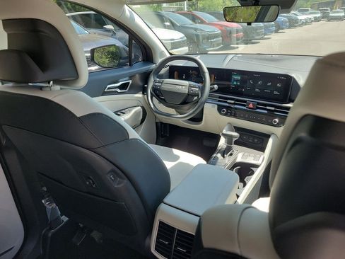 New 2026 Kia Sportage EX image 13