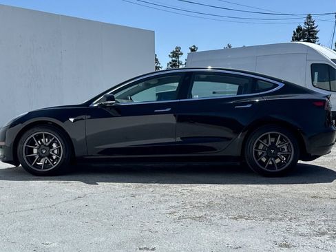 Used 2018 Tesla Model 3 Long Range AWD/4WD image 6