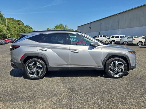 Certified 2023 Hyundai Tucson Limited AWD/4WD image 32