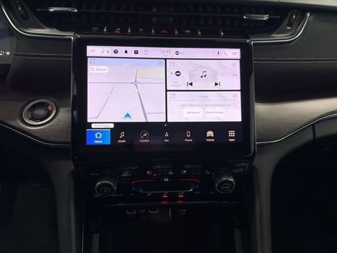 Used 2023 Jeep Grand Cherokee Overland w/ Adv Protech Group III image 16