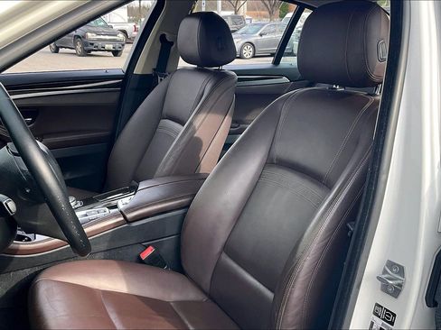 Used 2015 BMW 535i Sedan image 30