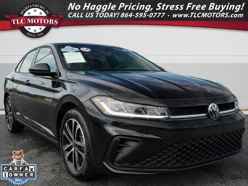 Used 2025 Volkswagen Jetta Sport FWD image 1