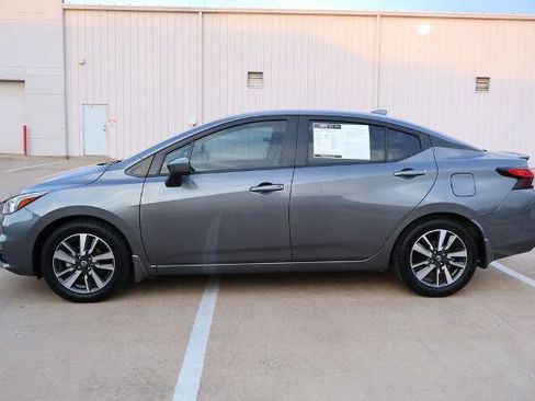 Certified 2022 Nissan Versa SV w/ Electronics Package image 2