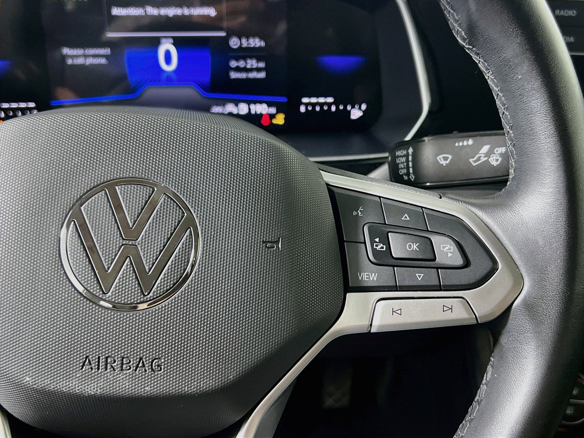 Used 2024 Volkswagen Jetta SE FWD image 19