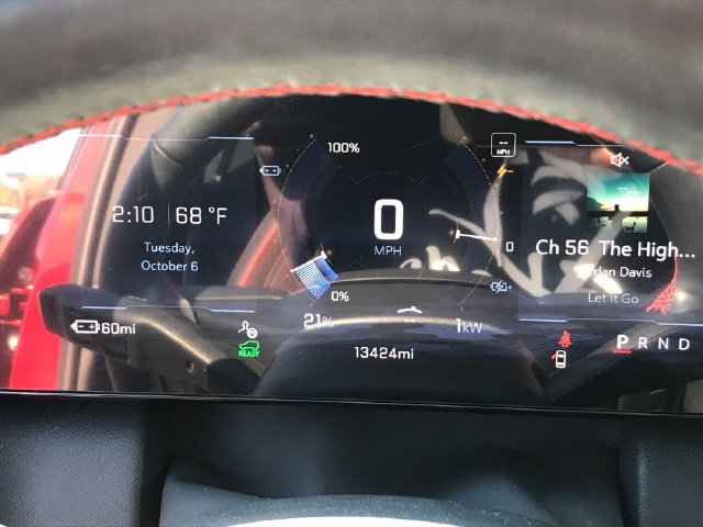 Used 2025 Chevrolet Equinox EV RS FWD image 9