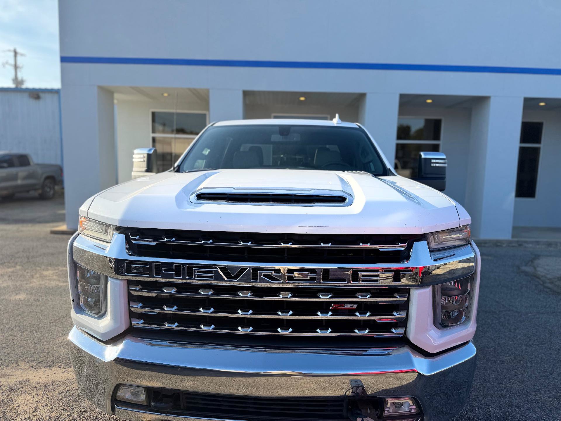 Used 2020 Chevrolet Silverado 2500 LTZ AWD/4WD image 9
