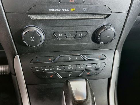 Used 2015 Ford Edge SEL w/ Equipment Group 201A FWD image 23
