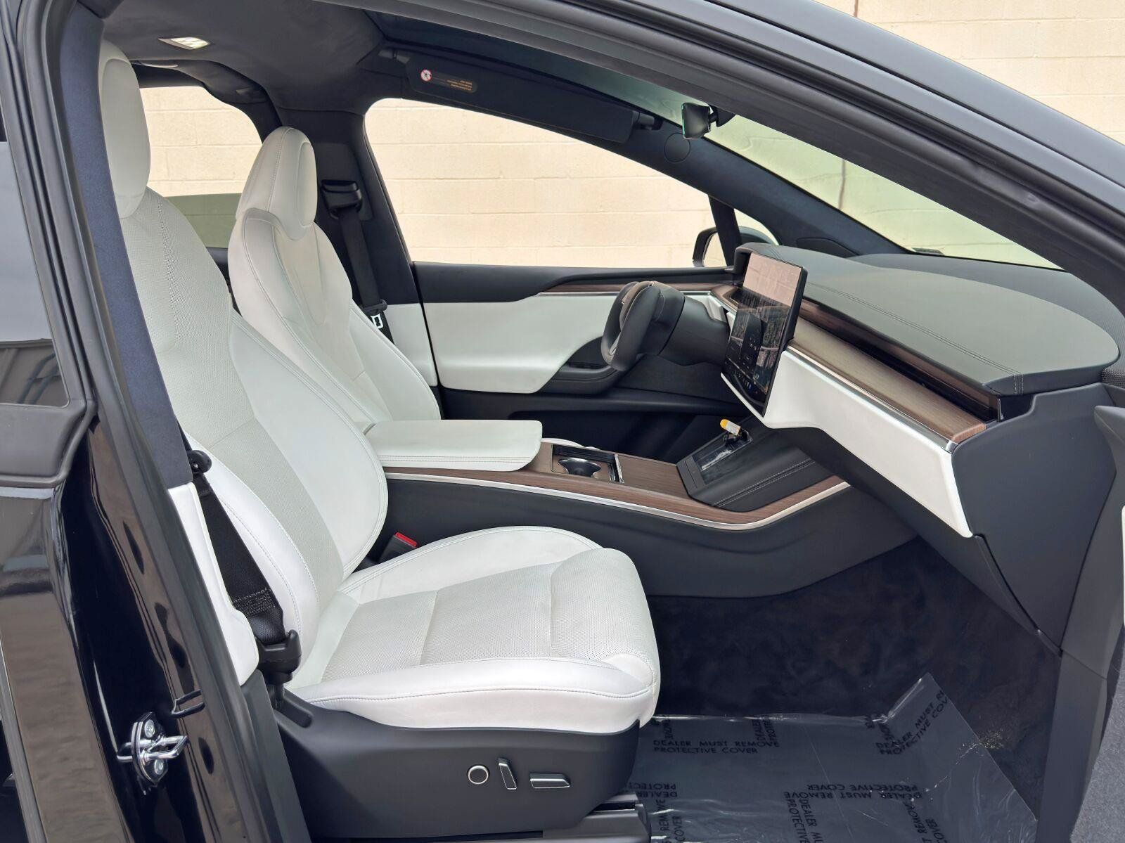 Used 2022 Tesla Model X AWD/4WD image 15