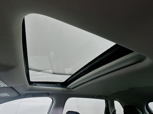 Used 2025 Honda CR-V EX image 25