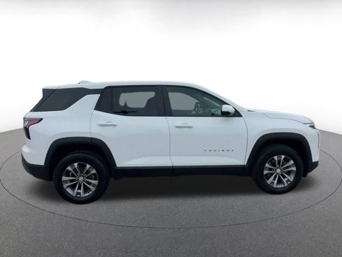 Used 2025 Chevrolet Equinox LT image 16