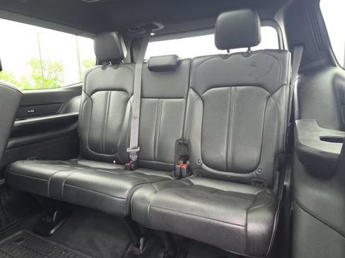 Used 2024 Jeep Wagoneer Series II w/ Convenience Group I AWD/4WD image 45
