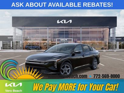 New 2025 Kia K4 LXS