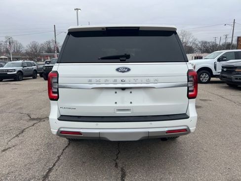 Certified 2022 Ford Expedition Platinum image 5
