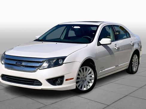 Used 2010 Ford Fusion Hybrid image 1