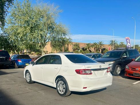 Used 2013 Toyota Corolla LE Special Edition image 6